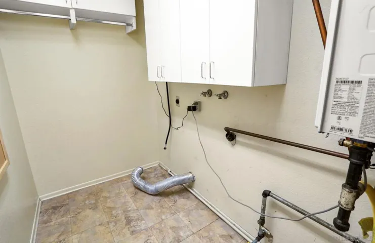 9704 Caminito De La Fada, San Diego, California 92124