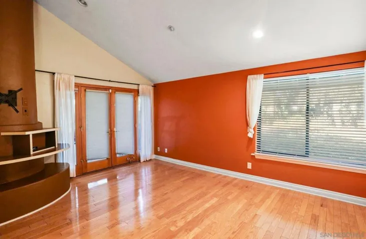 9704 Caminito De La Fada, San Diego, California 92124
