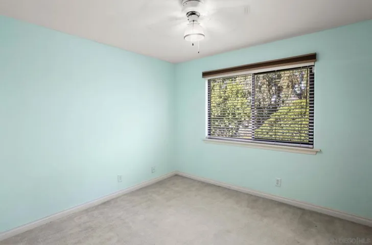 9704 Caminito De La Fada, San Diego, California 92124
