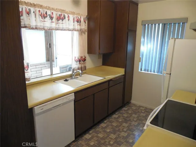 19508 Avenue Of The Oaks C, Newhall, California 91321