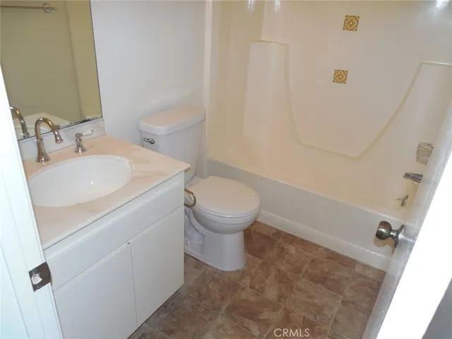 19508 Avenue Of The Oaks C, Newhall, California 91321