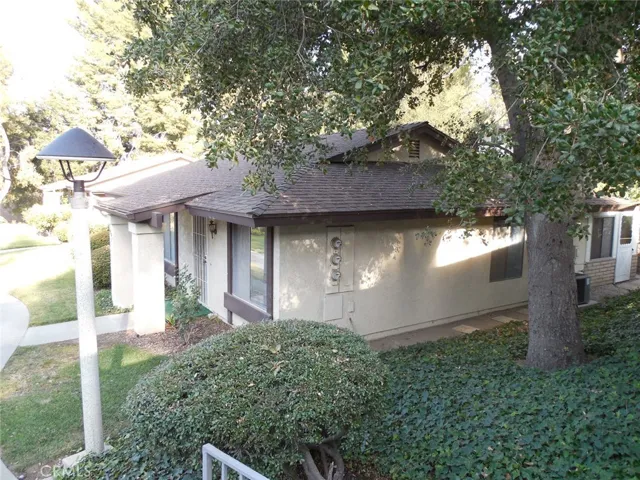 19508 Avenue Of The Oaks C, Newhall, California 91321