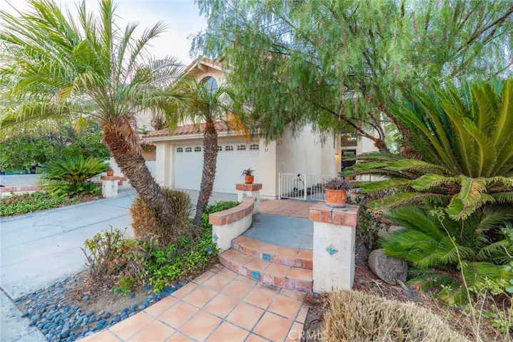 17 Crucillo, Rancho Santa Margarita, California 92688