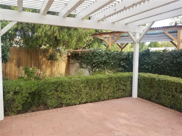 20527 Gault Street, Winnetka, California 91306