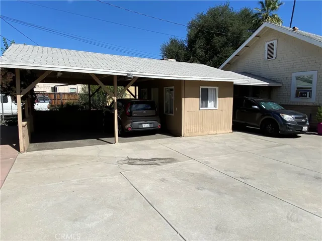 3 vehicle carport