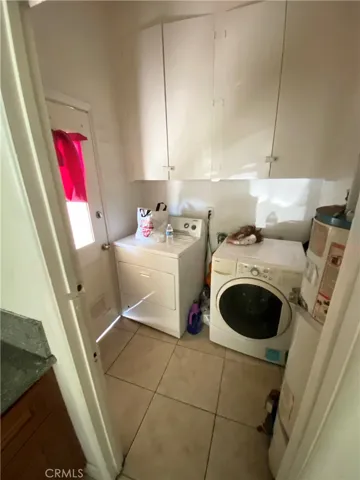 Front unit laundry room