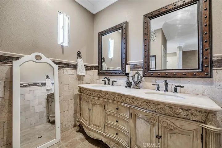 39088 San Francisquito Canyon Road, Green Valley, California 91390