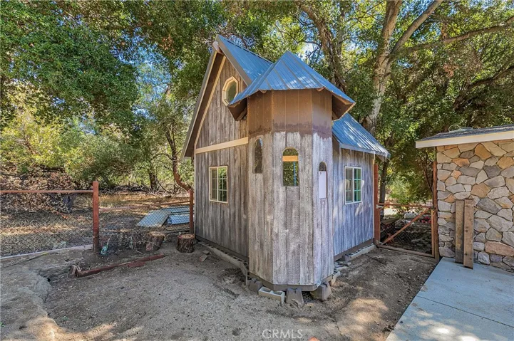 39088 San Francisquito Canyon Road, Green Valley, California 91390