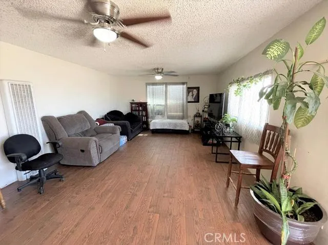 10309 Timberlane Avenue, Hesperia, California 92345