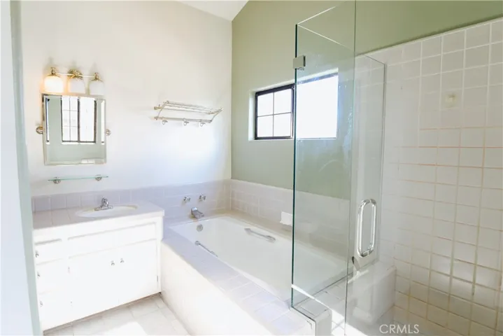 564 Bluerock Court, San Luis Obispo, California 93401