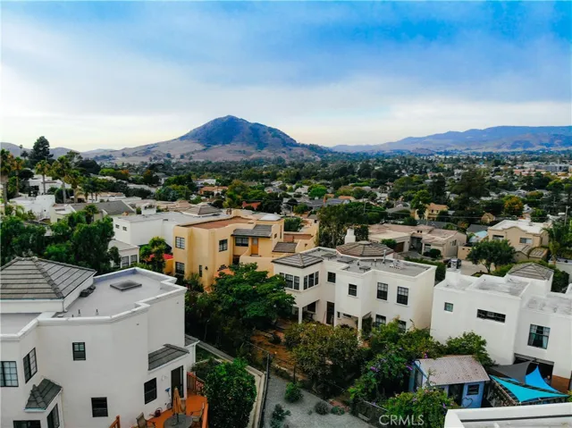 564 Bluerock Court, San Luis Obispo, California 93401
