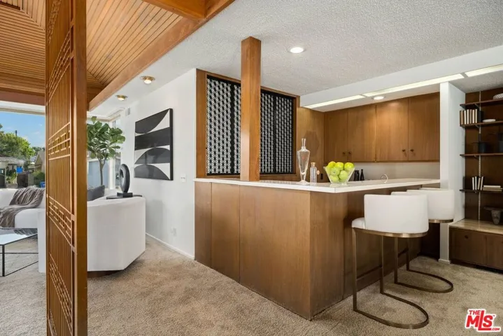 6155 Shenandoah Avenue, Los Angeles, California 90056