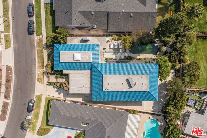 6155 Shenandoah Avenue, Los Angeles, California 90056