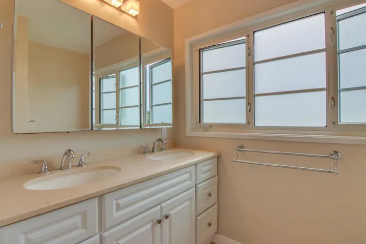 3035 Locust St., San Diego, California 92110