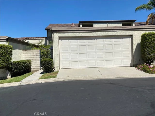 5597 E Vista Del Rio, Anaheim Hills, California 92807