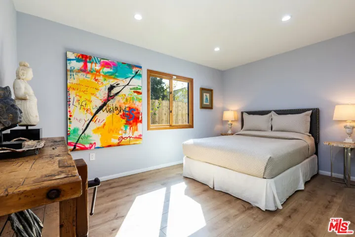 964 4th Avenue, Los Angeles, California 90019