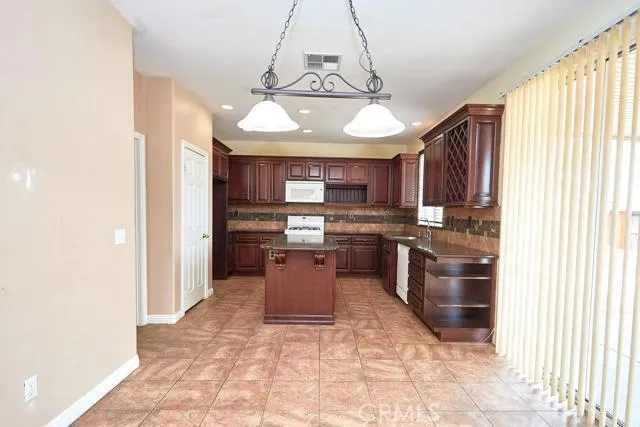 8971 Hydrangea Avenue, Hesperia, California 92344