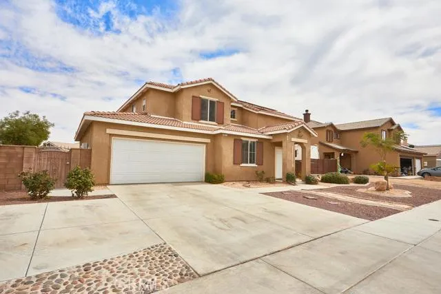 8971 Hydrangea Avenue, Hesperia, California 92344