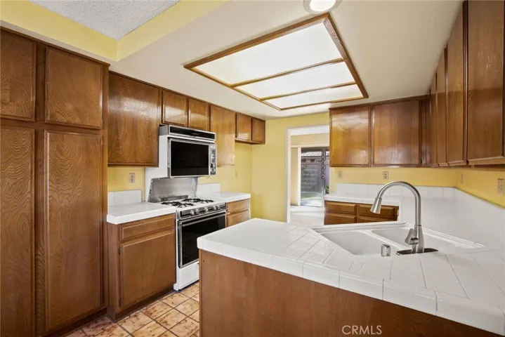 1063 Carmel Circle, Fullerton, California 92833