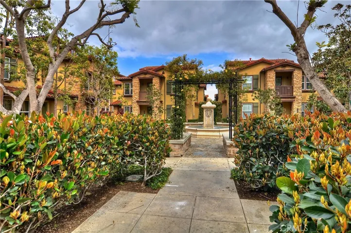 215 Danbrook, Irvine, California 92603