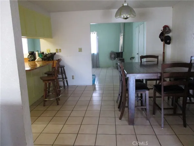 Dining Area and Kitchen Nook