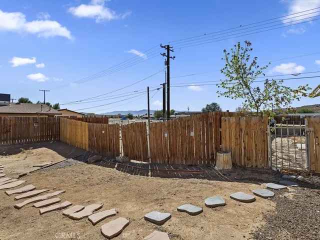 15365 Straight Arrow Road, Apple Valley, California 92307