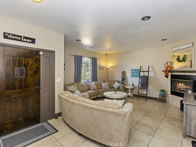 15365 Straight Arrow Road, Apple Valley, California 92307