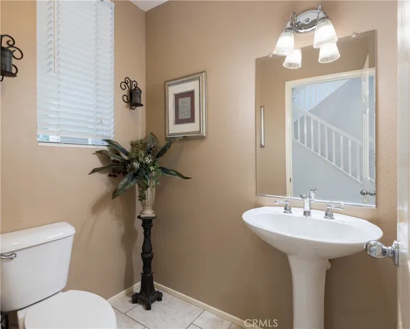 25 Half Moon, Ladera Ranch, California 92694