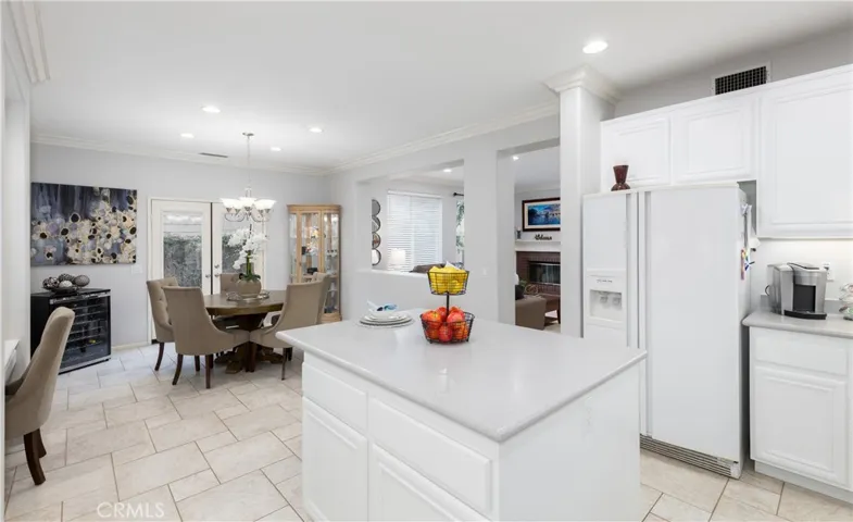 25 Half Moon, Ladera Ranch, California 92694