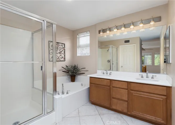 25 Half Moon, Ladera Ranch, California 92694