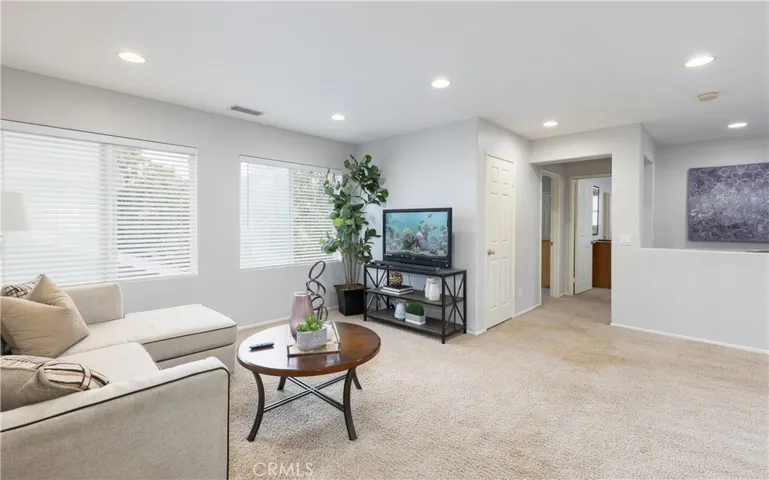 25 Half Moon, Ladera Ranch, California 92694