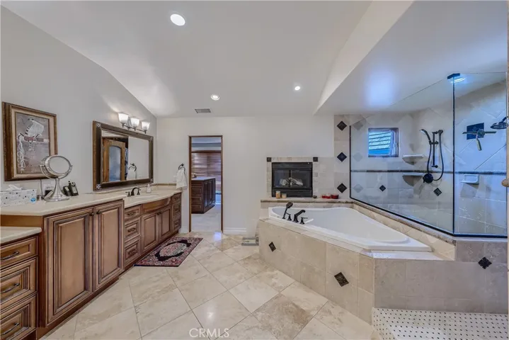16362 Maruffa Circle, Huntington Beach, California 92649