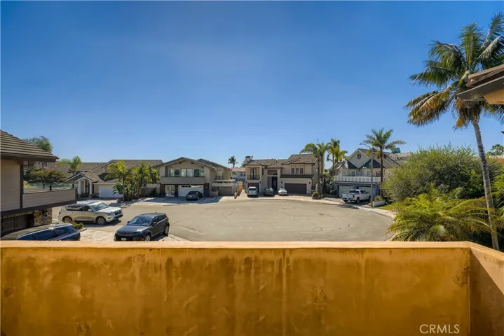16362 Maruffa Circle, Huntington Beach, California 92649