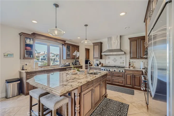 16362 Maruffa Circle, Huntington Beach, California 92649