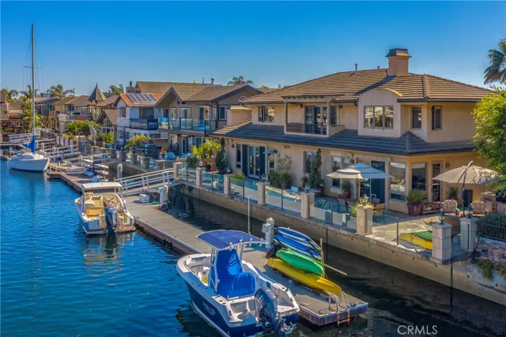 16362 Maruffa Circle, Huntington Beach, California 92649