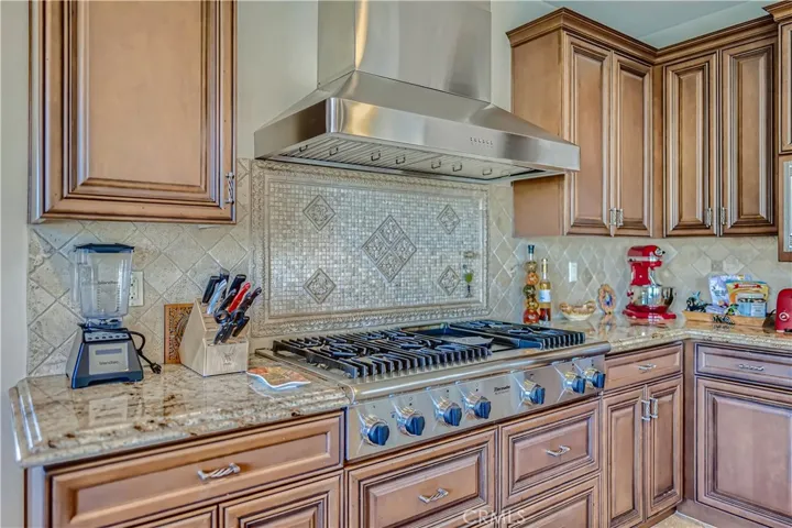 16362 Maruffa Circle, Huntington Beach, California 92649