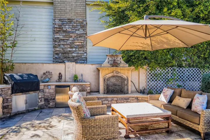 16362 Maruffa Circle, Huntington Beach, California 92649