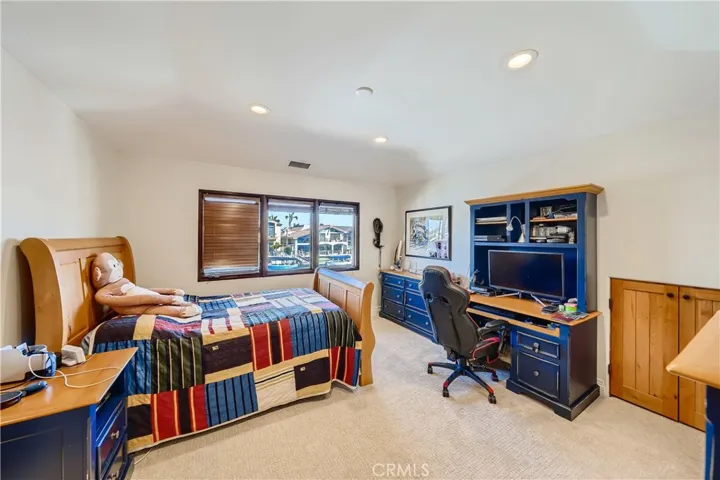 16362 Maruffa Circle, Huntington Beach, California 92649