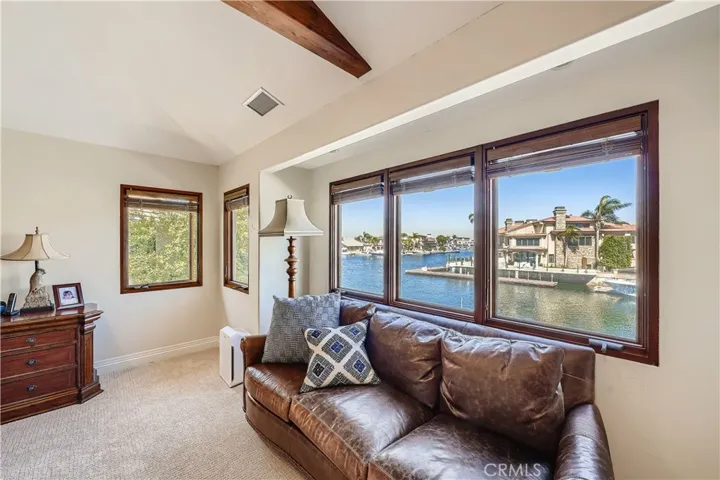 16362 Maruffa Circle, Huntington Beach, California 92649