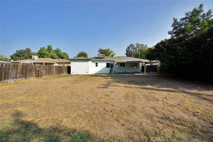 747 W Robinson Avenue, Fresno, California 93705