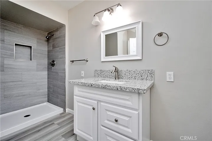 747 W Robinson Avenue, Fresno, California 93705