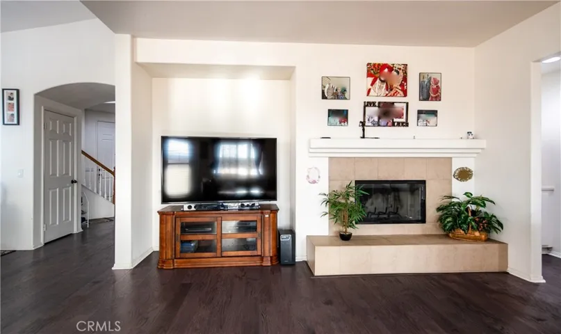 652 Apache Street, San Jacinto, California 92582