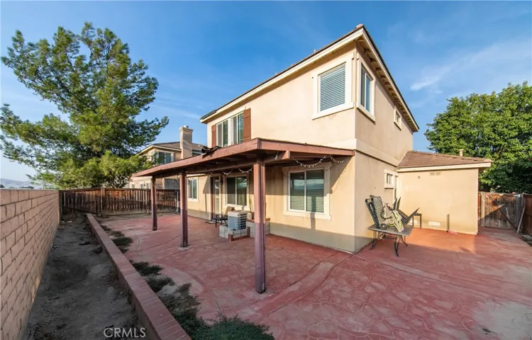 652 Apache Street, San Jacinto, California 92582