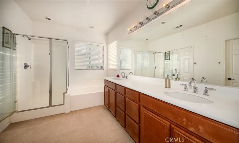652 Apache Street, San Jacinto, California 92582
