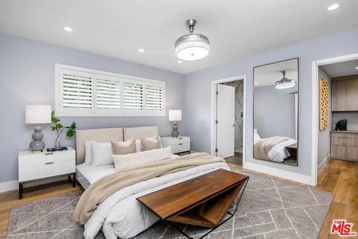 11860 Tiara Street, Valley Village, California 91607