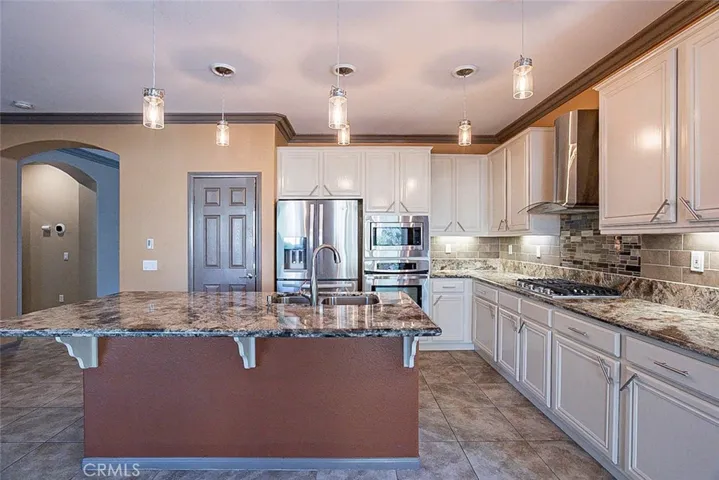 41710 Monterey Place, Temecula, California 92591