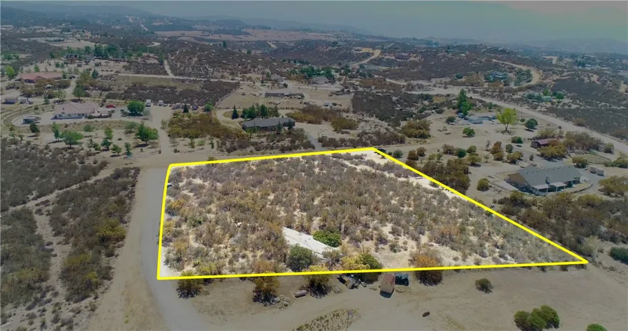 597 Shetland Lane, Aguanga, California 92536
