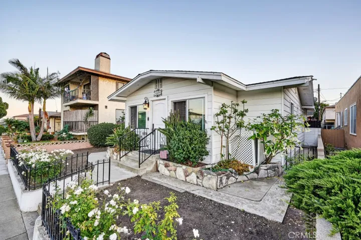 1085 W 23rd Street, San Pedro, California 90731