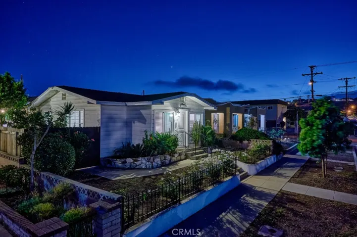 1085 W 23rd Street, San Pedro, California 90731