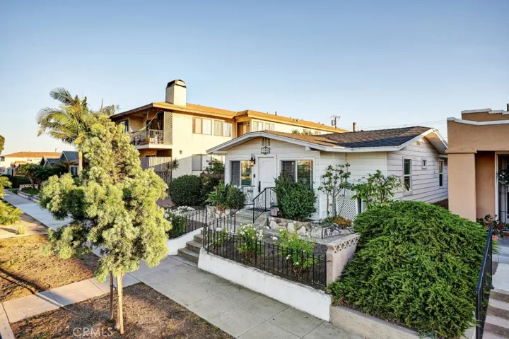 1085 W 23rd Street, San Pedro, California 90731